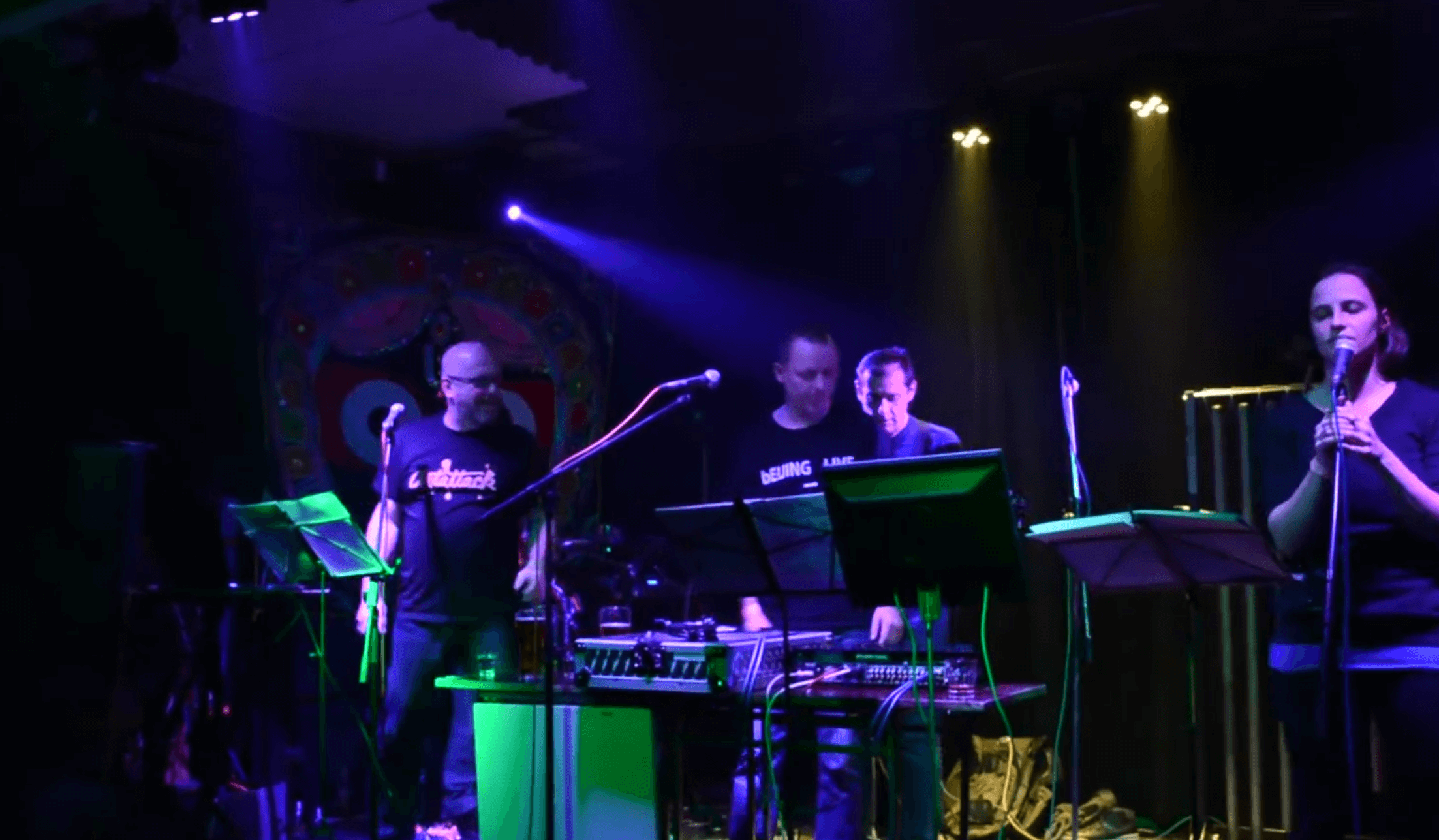 Vítrholc - Fantomas (official LIVE)